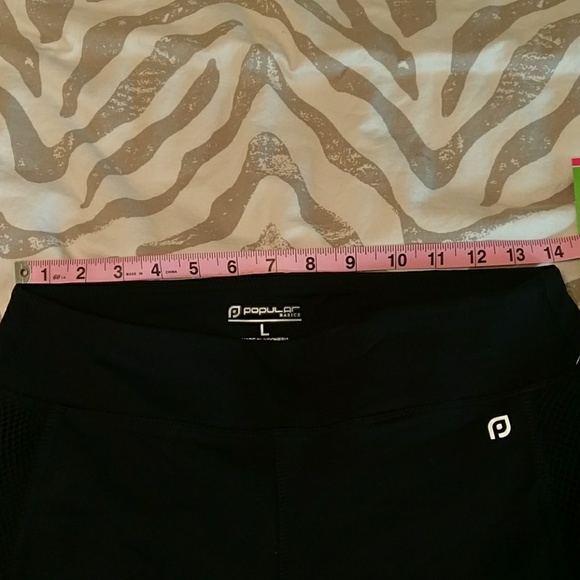 Black leggings with side mesh detail - Picture 3 of 8